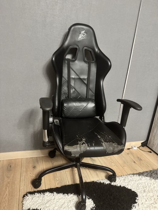 Продам Игровое кресло