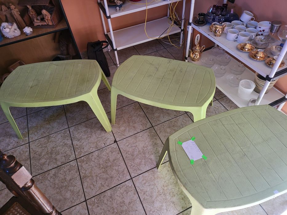 Vand mobilier pentru camere