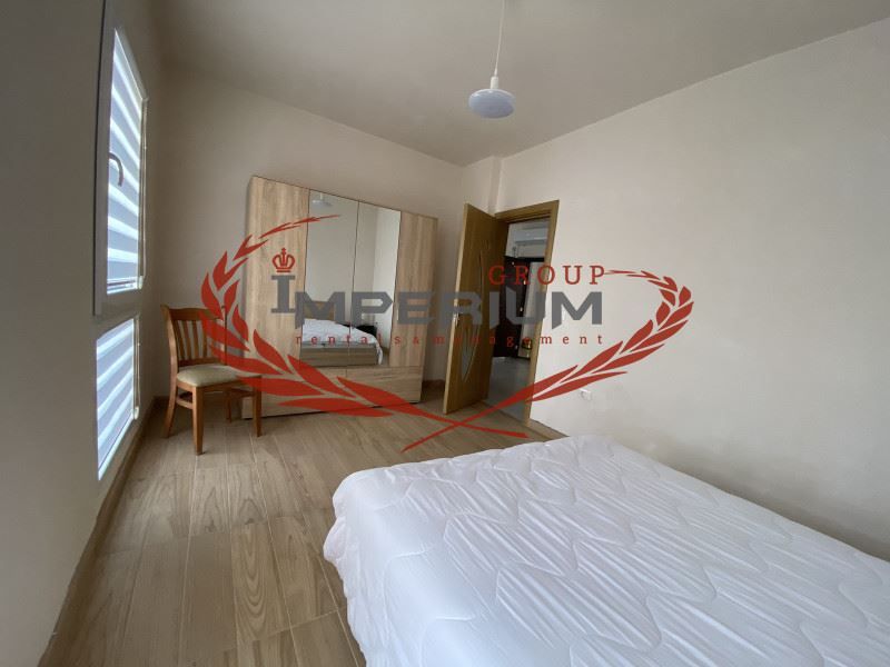 Тристаен обзаведен апартамент под наем в района на кв. Бриз, гр. Варн