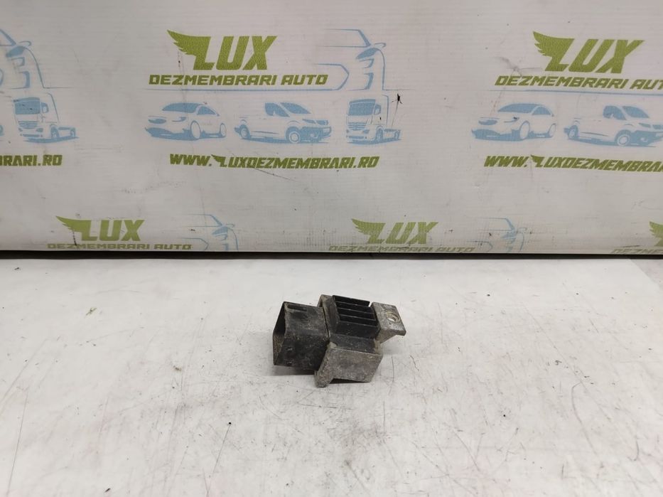 Releu bujii 1.5 k9k 8200859243 Nissan Qashqai 1 J10 [2007 - 2010]