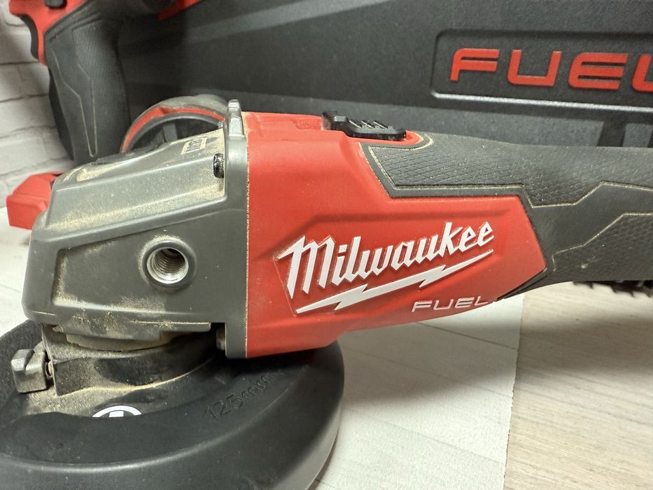 Шуруповерт+Болгарка Milwaukee оригинал!