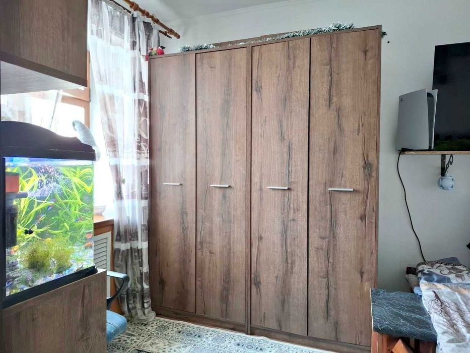 В продаже 2-комнатная с ремонтом.