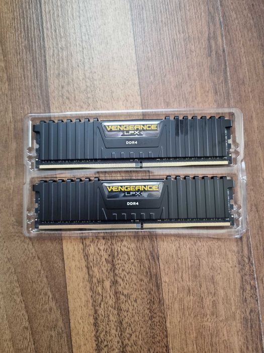 Corsair Vengeance LPX 16GB (2 x 8GB) DDR4 3200MHz kit ram