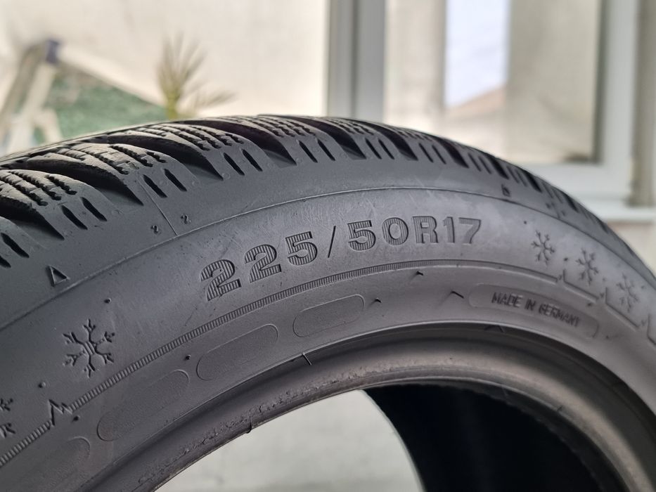 "Dot 22" 225/50/17 Dunlop 2Броя: 270лв 9мм