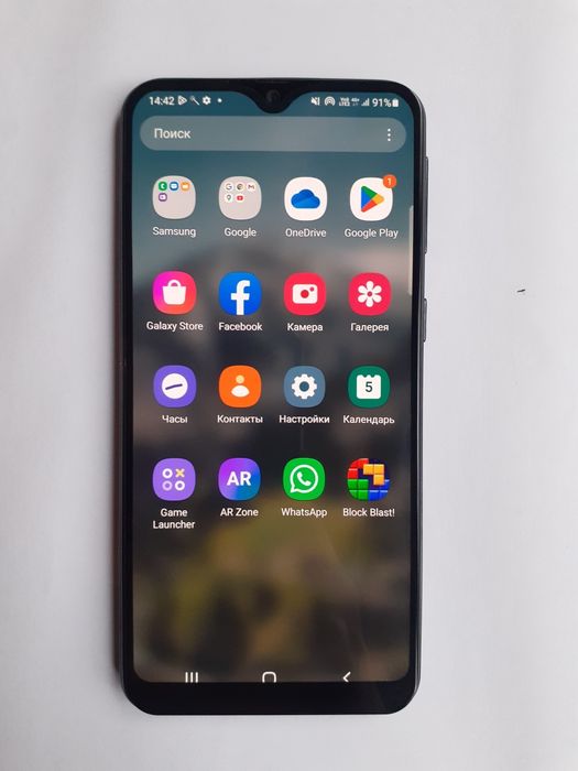 Samsung A 40  64 ГБ