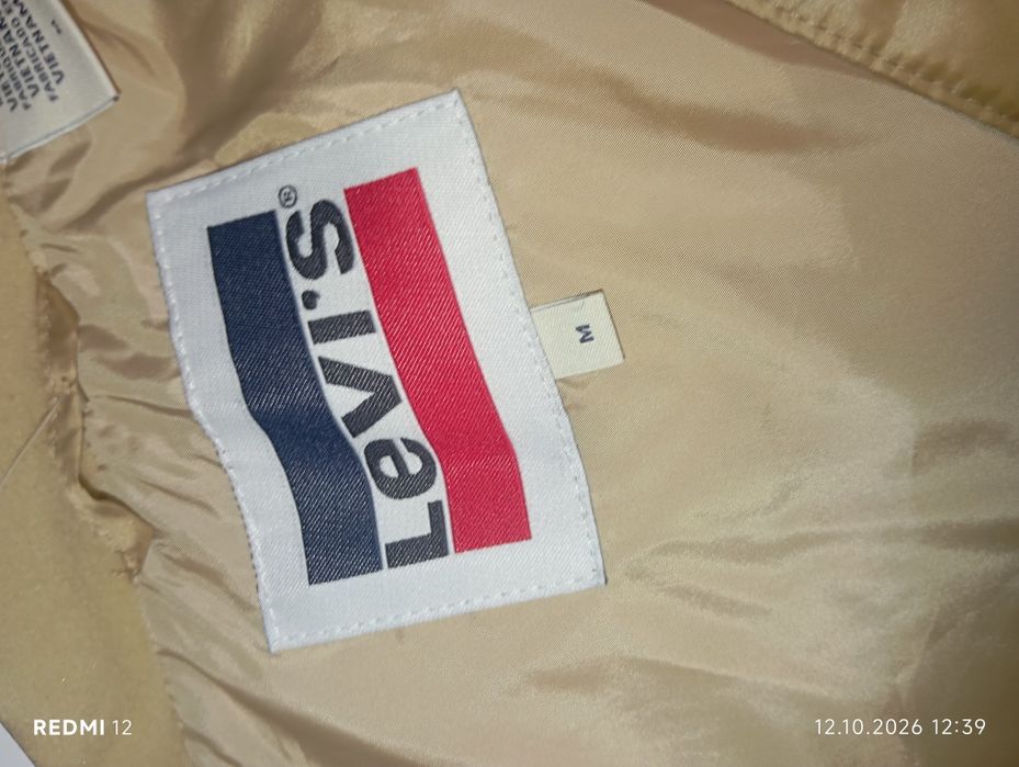 Levi's яке с пух М размер