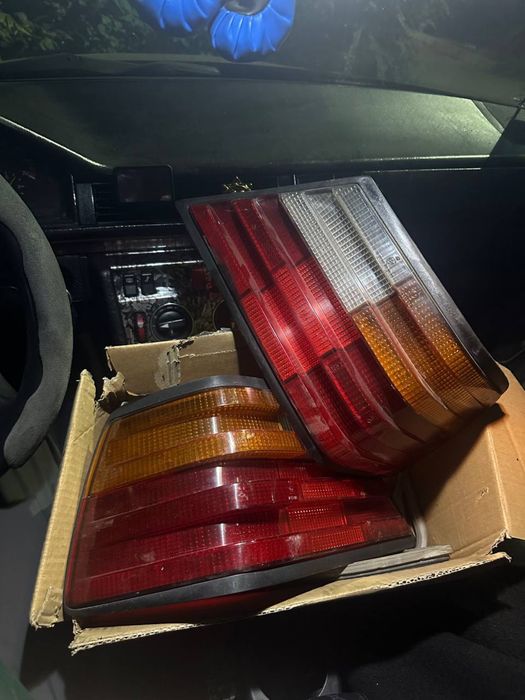 продам фары мерс W124