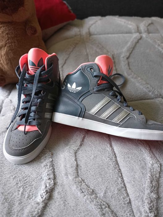 Детски спортни обувки Adidas