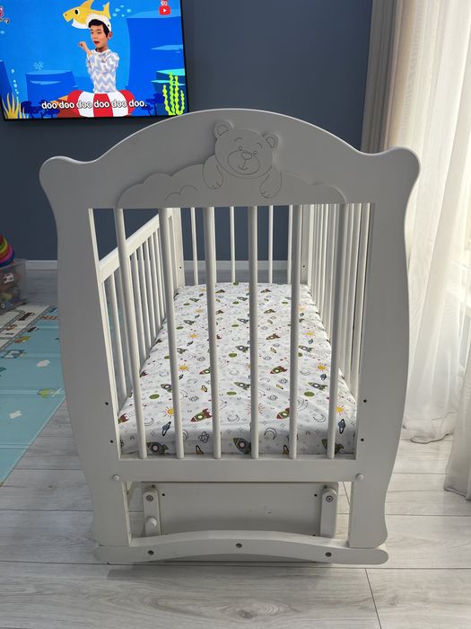 Продам детский манеж