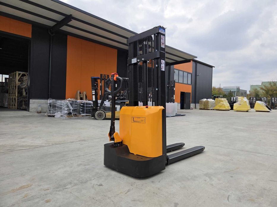 Transpalet electric cu catarg INOQ 1500 KG; 2500/3000/3500 MM