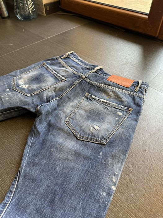 КАТО НОВИ 100% оригинални Dsquared2 дънки 44 размер