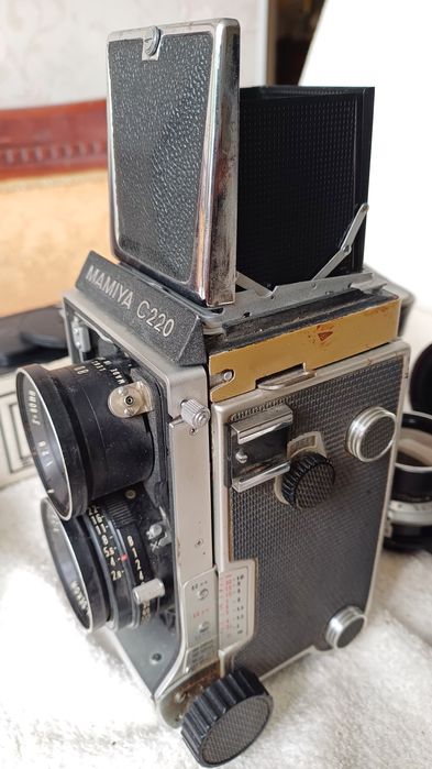 Фотоаппарат MAMIYA C220
