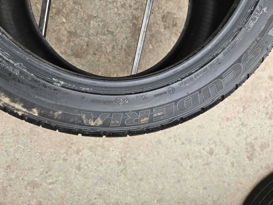 SET 2 Anvelope Vara 345/35 R19 BRIDGESTONE Potenza RE050A Scuderia