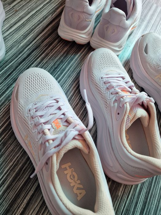Adidași Hoka Bondi 9