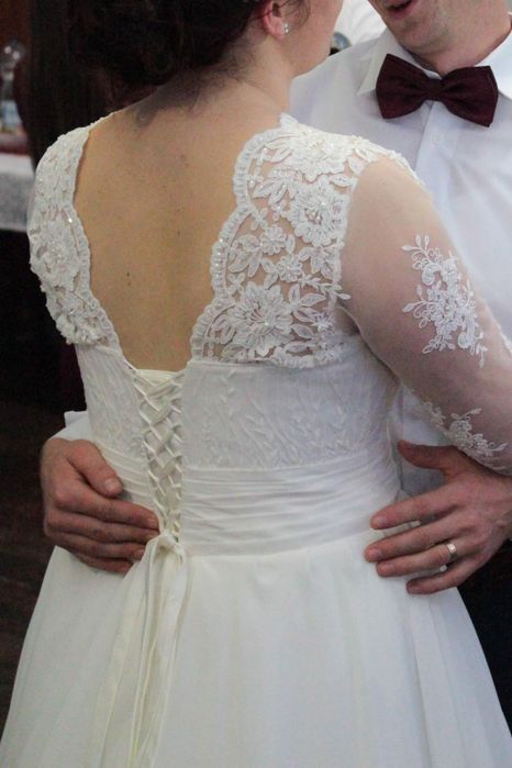 Vand rochie de mireasa. Eladó menyasszonyi ruha