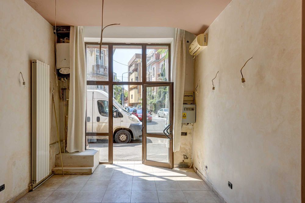 Spatiu comercial 200 m.p. de inchiriat zona Cismigiu - str. Cobalcescu