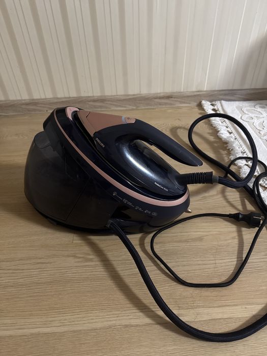Продам утюг philips perfect care 9000