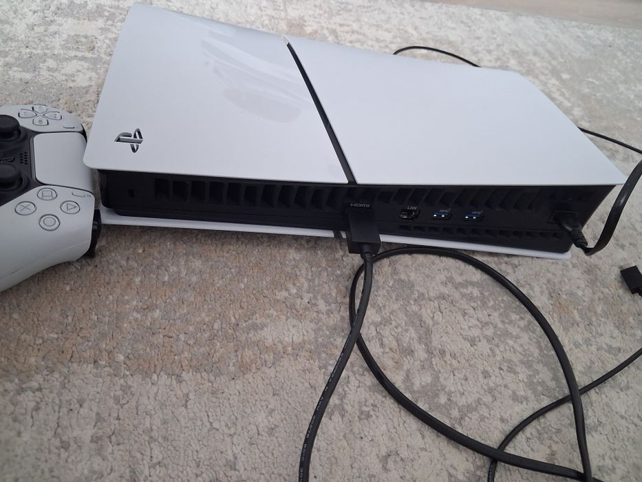 PlayStation 5  (2 controler)