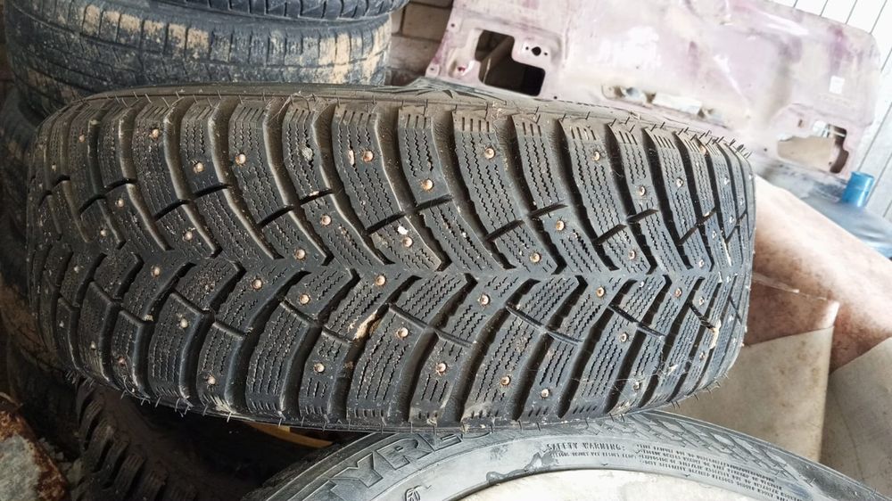 Продам резину Nexen R16