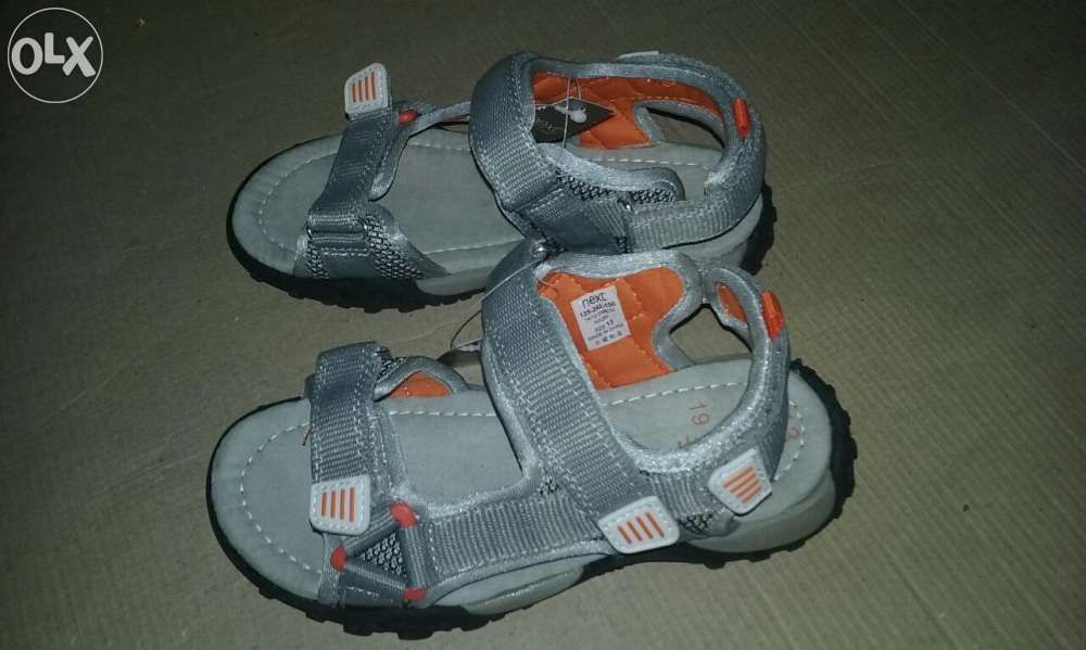 Sandale noi pentru copii, de la Next, marime 32 (20cm)