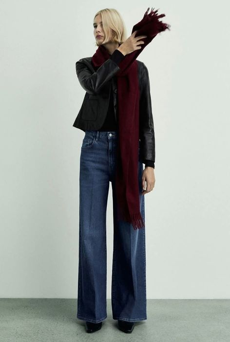 Дамски дънки Mango -38 размер
Широк крачол, класически деним.
Об