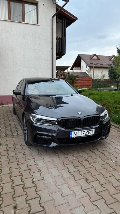 BMW Seria 5 540i xDrive G30 Bowers & Wilkins, Adaptive Drive, Distronic, Carplay