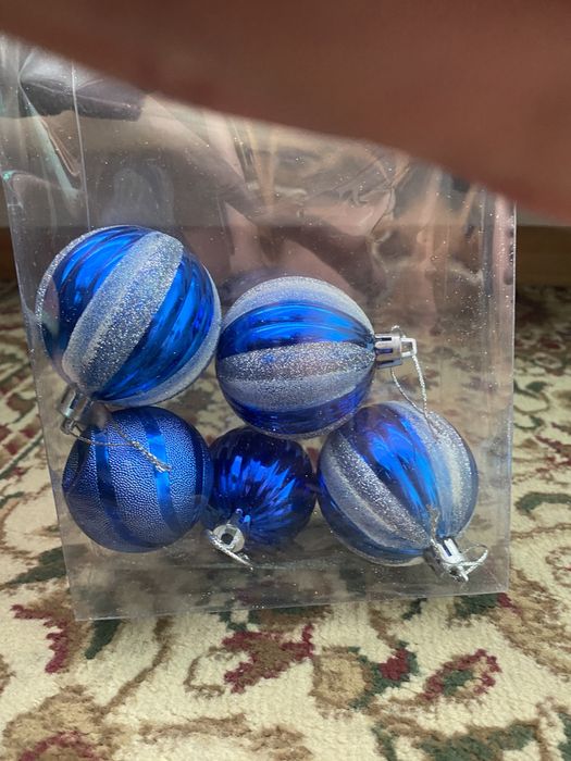 игрушки на елочку