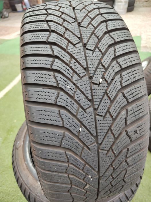 4 бр зимни 225/40/18 Kumho Дот 24г