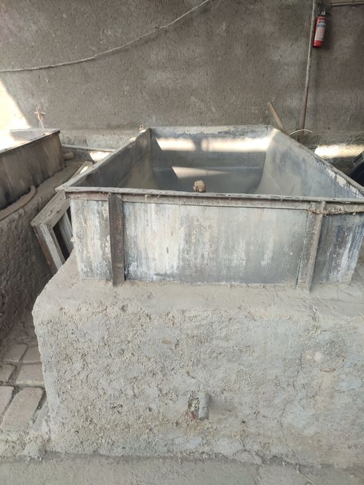 1 та центрифуга ва 2 та нержавейка козон