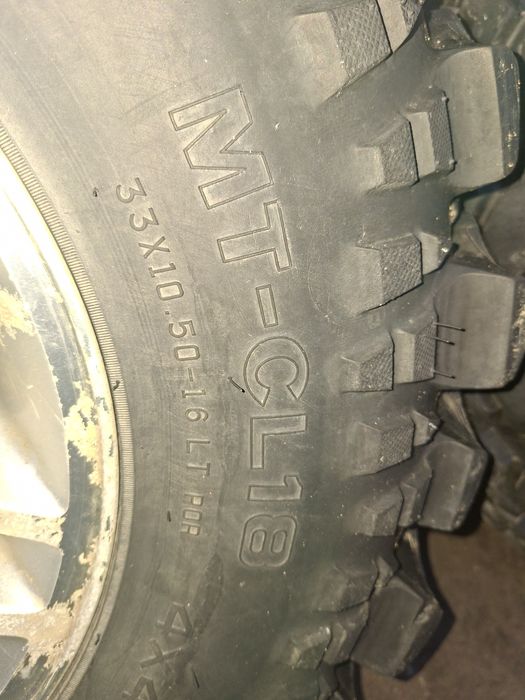 Гуми с джанти cst 33x10.5x16