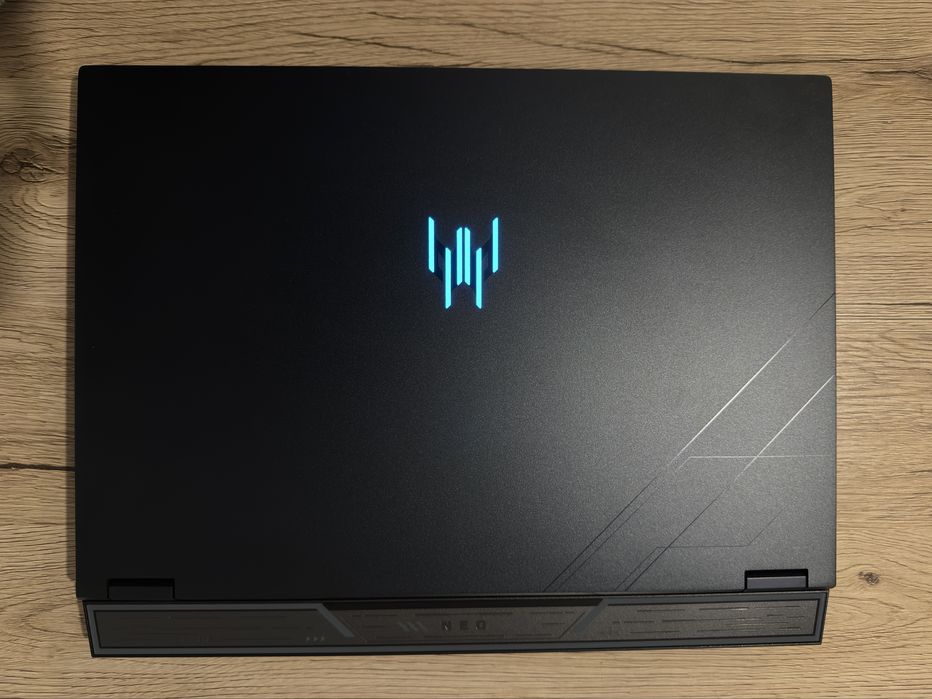 Laptop gaming -Acer Predator – RTX 5070 Ti 12GB | Ultra 9 275HX | 32GB DDR5 | 2TB SSD | 240Hz