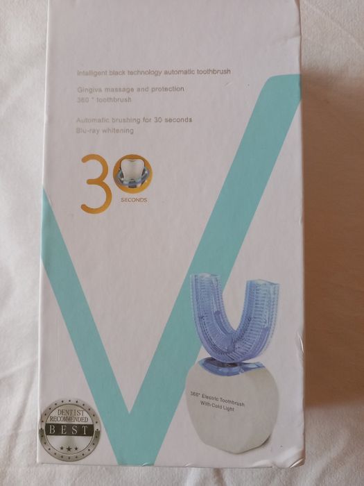 Избелване на зъби със студена светлина.