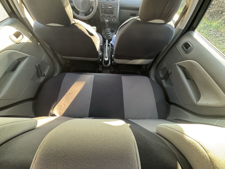 FORD Fiesta 2003 — imagine 5
