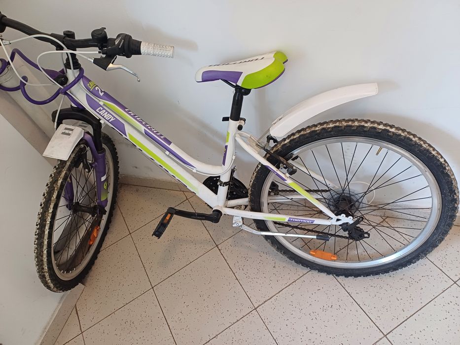 Bicicleta fete 10-12 ani