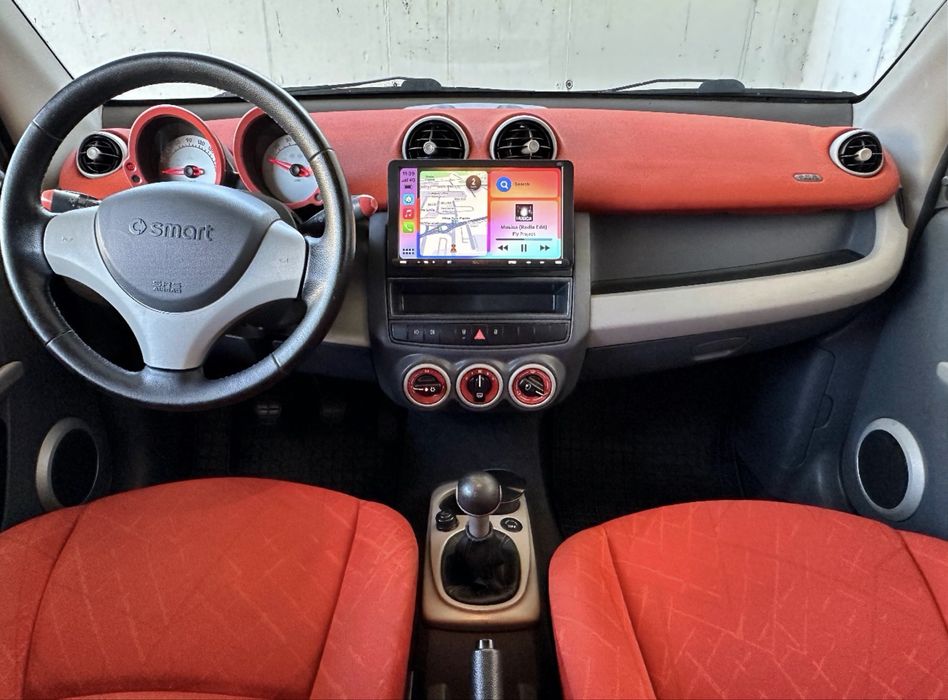 Smart Forfour 1.1 Benzină (2005) – Interior Portocaliu Unicat, Tabletă Sony Touch, Sistem Audio TOP