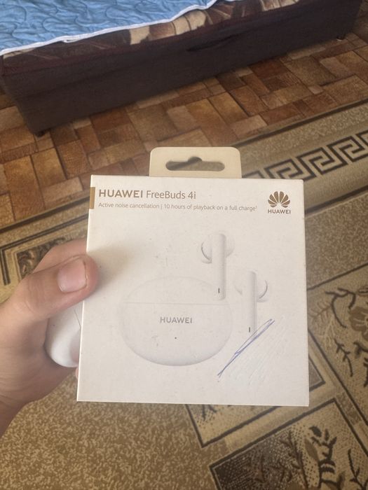 HUAWEI FreeBuds 4i — беспроводные наушники
