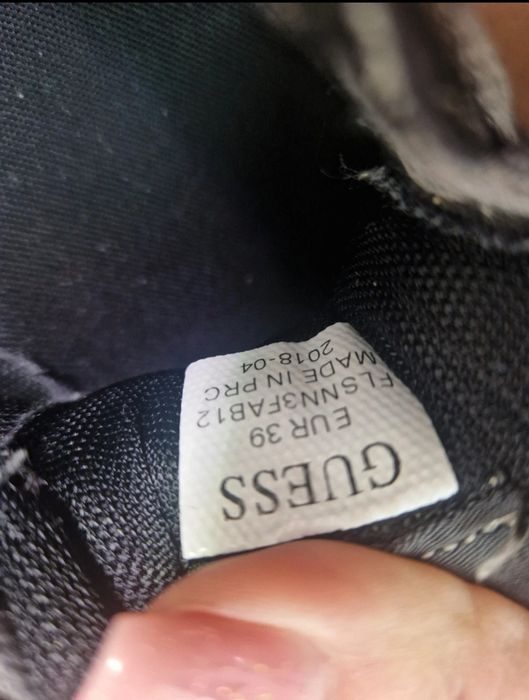 Adidasi dama  Guess
