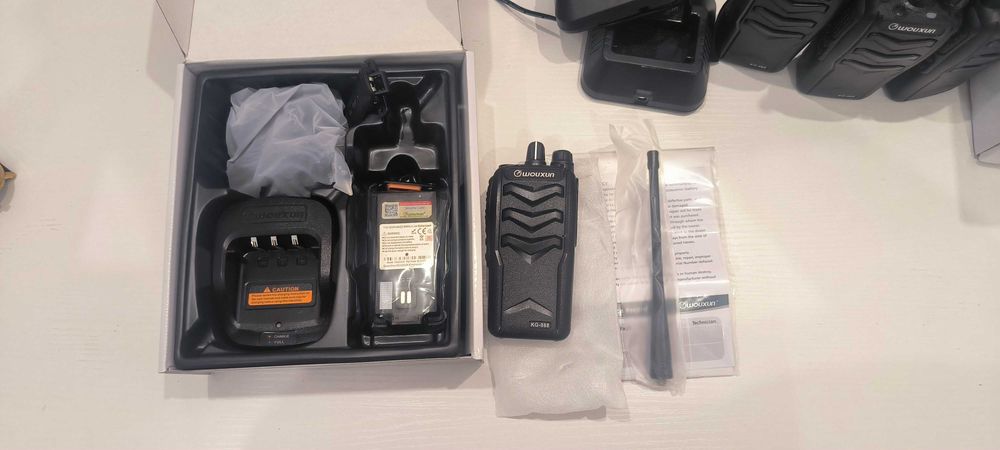 Продаются рации новые