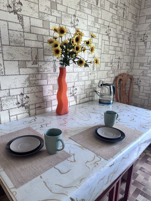 Сдам квартиру посуточно на 8мкр.