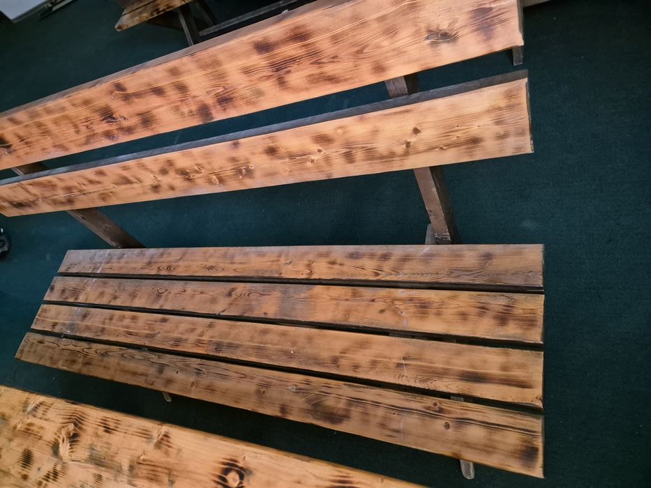 Продам столы со скамейками