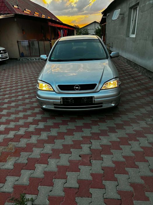 Opel astra 1.6 benzina