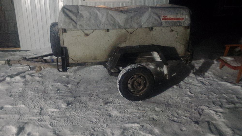 Продаётся легковой прицеп