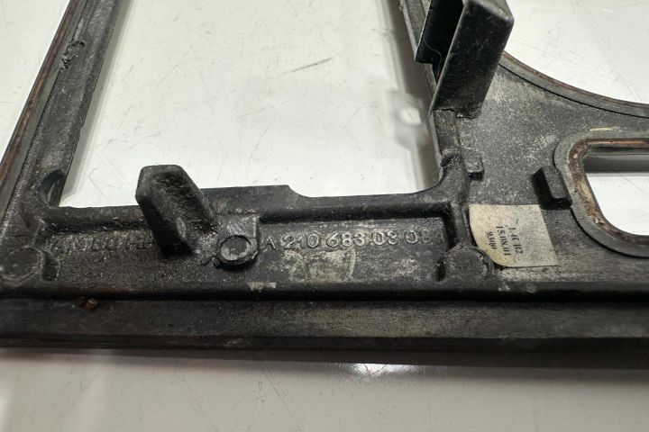 Ornament bord cu buton avarie A2106830308 Mercedes-Benz E-Class W210/