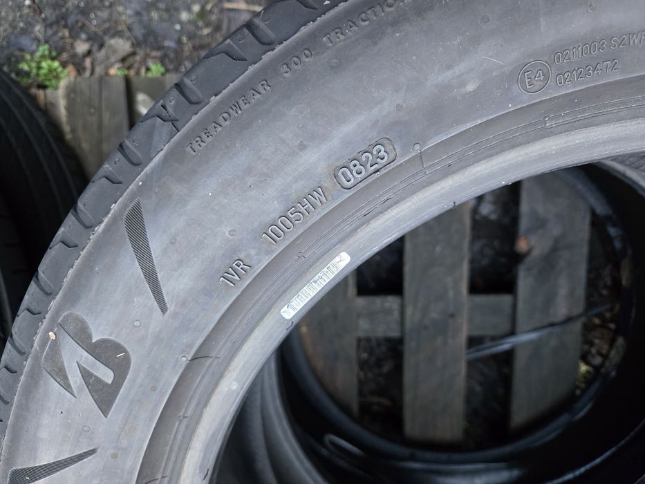 285 45 19  и 255 50 19 Bridgstone летни.