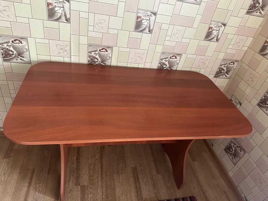 Стол кухонный 135×65 см