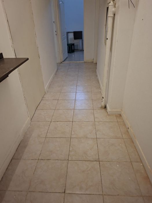 Inchiriez spatiu comercial