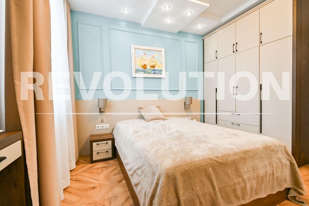 Дава се под наем Тристаен апартамент в София, Зона Б-5 - 108 кв.м за 1300 € - Снимка #5