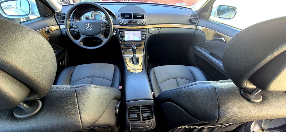 Mercedes E class Avantgarde Facelift cutie automata clima piele Navigație clima