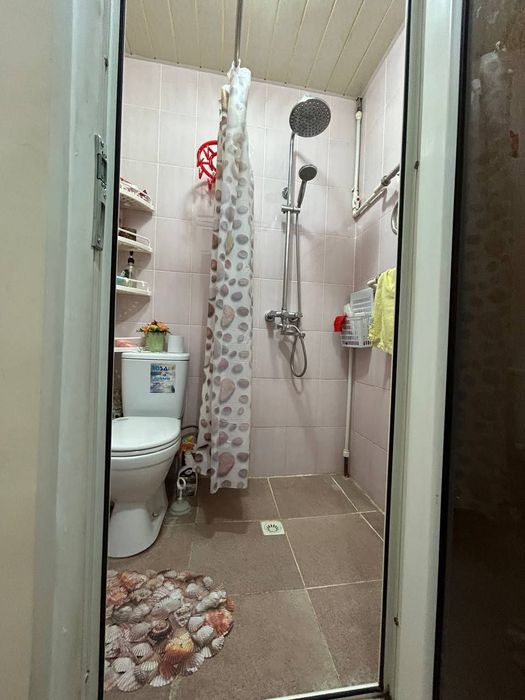 Аренда Новомосковская 1/4/4 Цена:300$ орентир кардиология