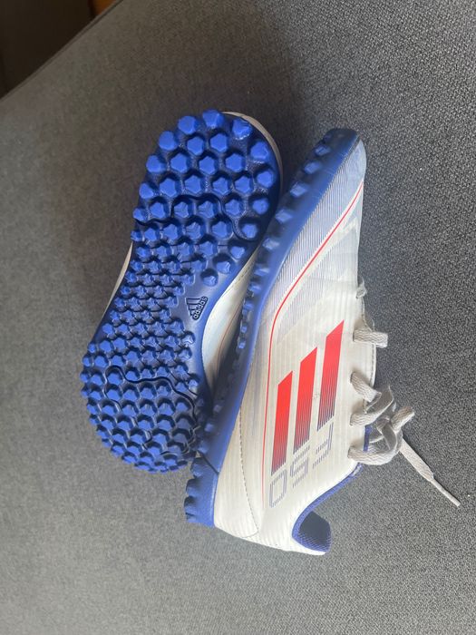 Футболни обувки (детски) Adidas F50